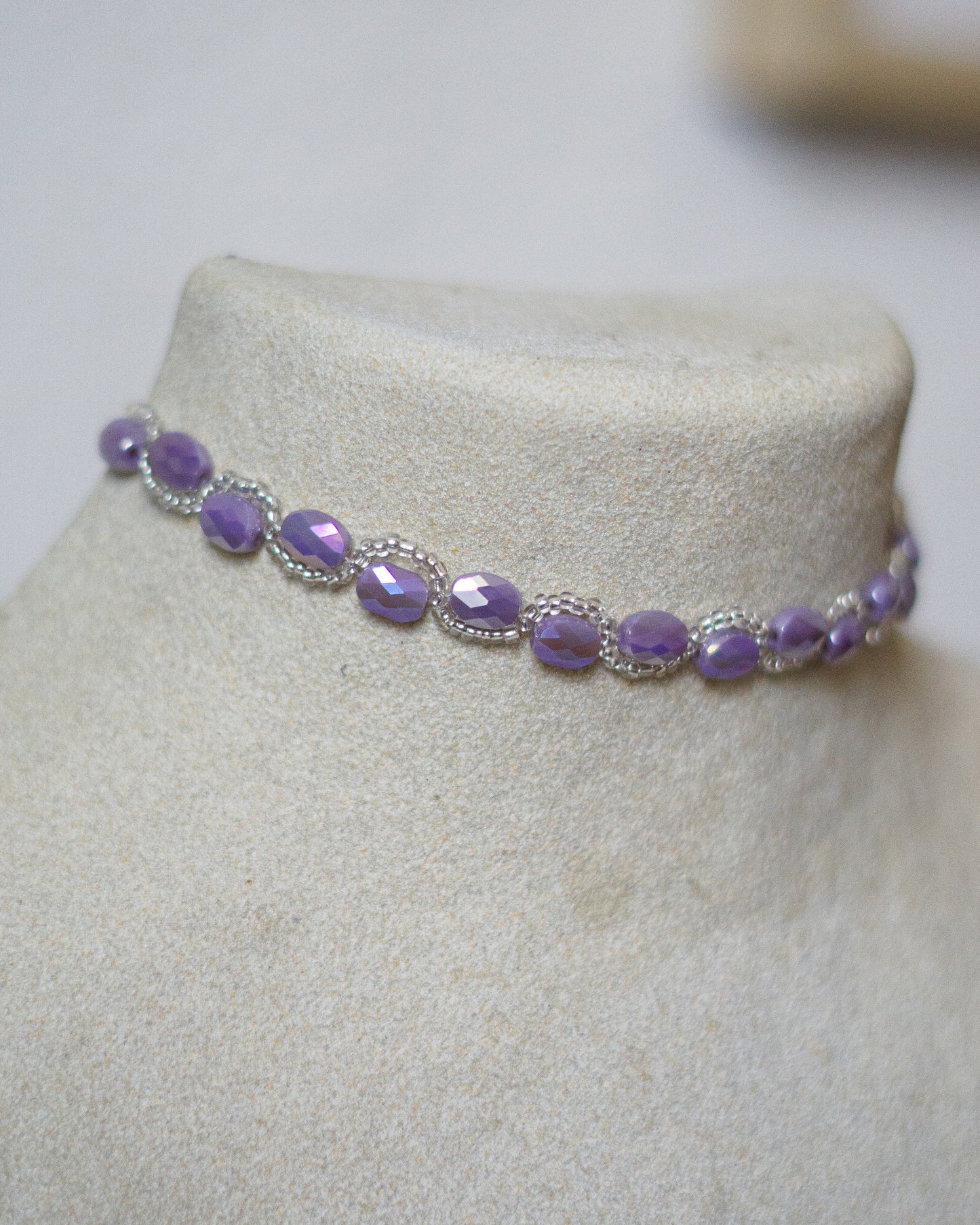 Collier choker en perles de cristal beige - Mother Pearls