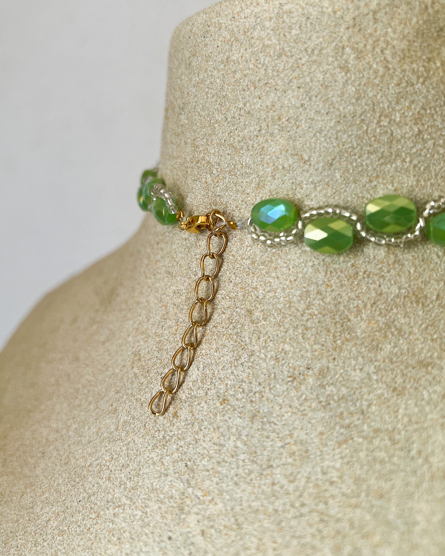 Collier choker en perles de cristal beige - Mother Pearls